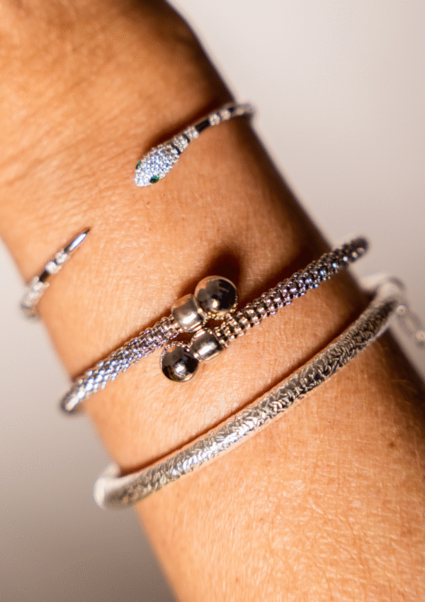 BRACCIALE RIGIDO MARTELLATO - immagine 2