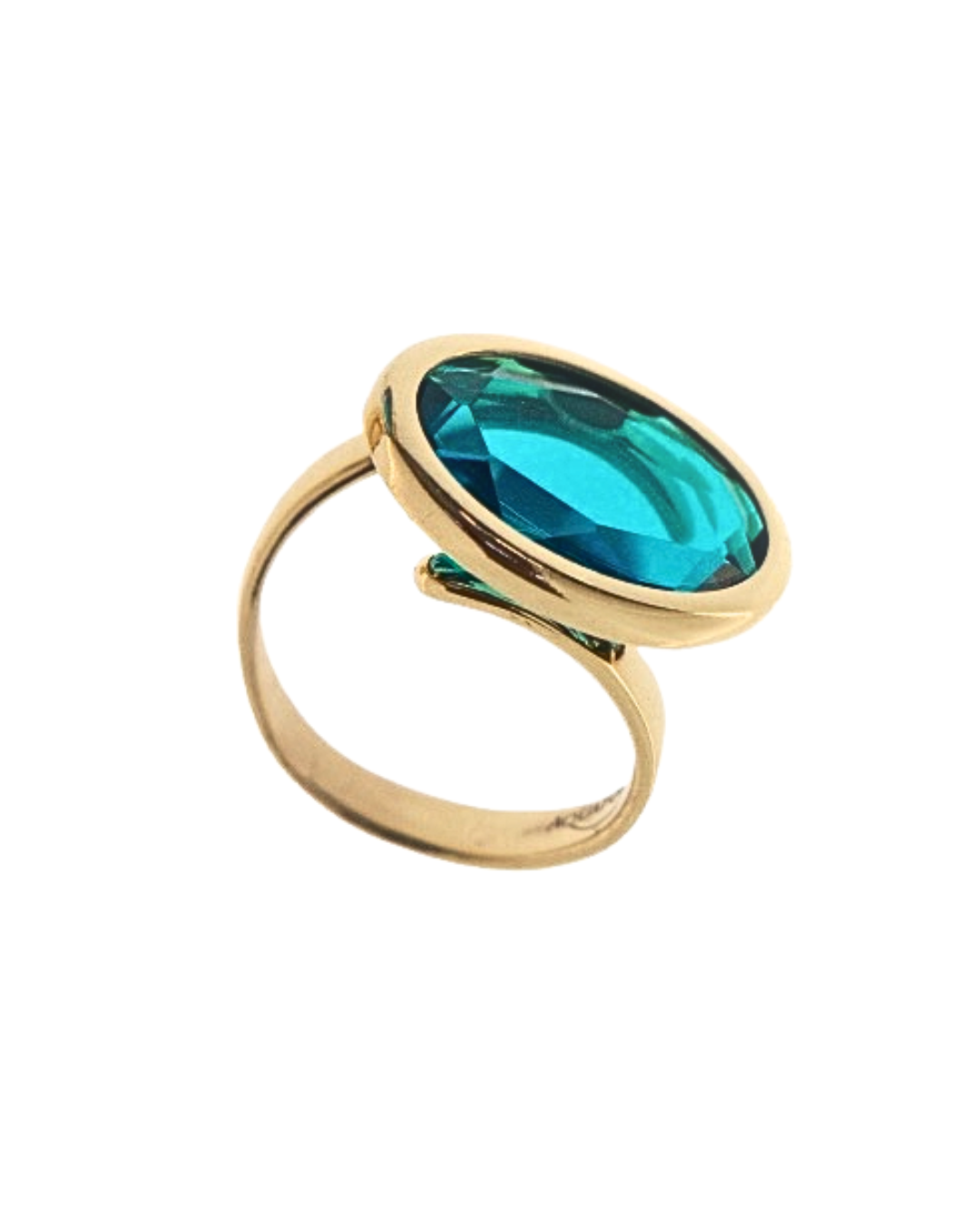 Anello in argento 925 regolabile placcato oro giallo 23 kt, impreziosito da una pietra ovale in tonalità acquamarina, simbolo di semplicità e naturalezza.